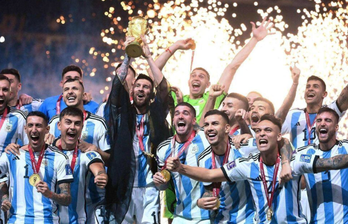 2026世界杯：郁金香的最后一舞，范戴克能否终结无冕诅咒